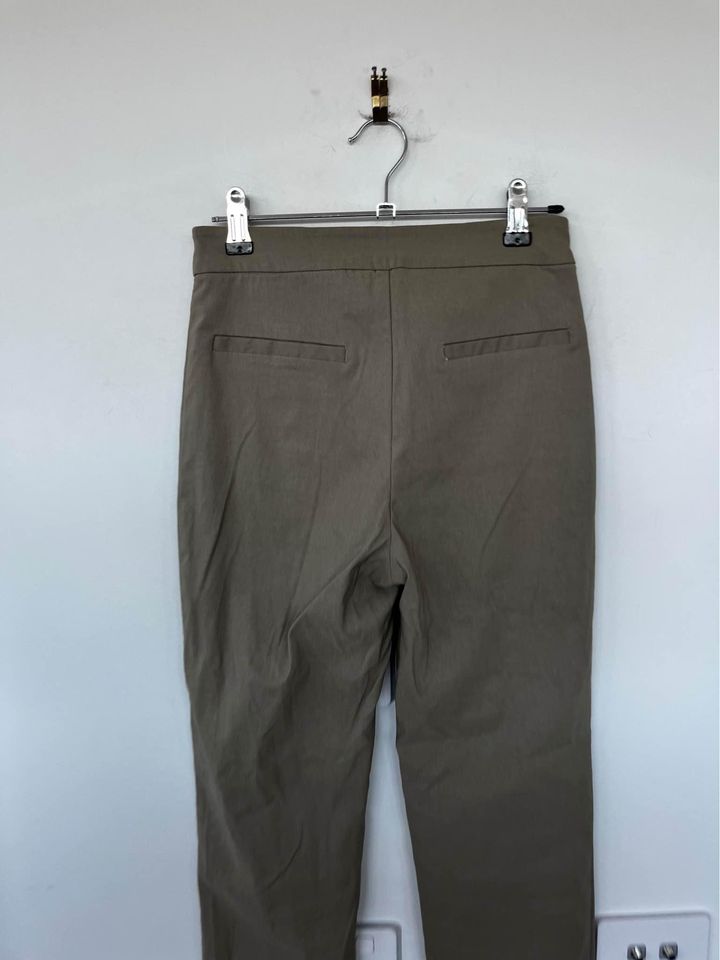 Viktoria and Woods Pants - size 00