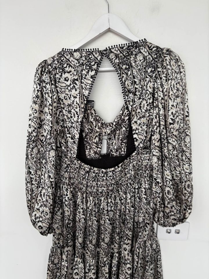 Elliatt Maxi Dress - size small