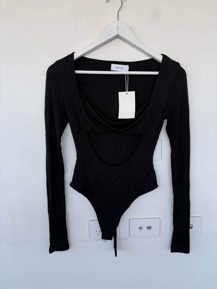 HENNE Bodysuits - size 8 BNWT