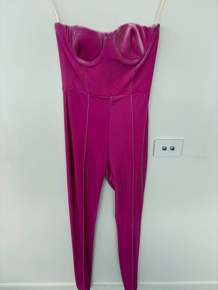 Alex Perry Pink Velvet Jumpsuit - size 8