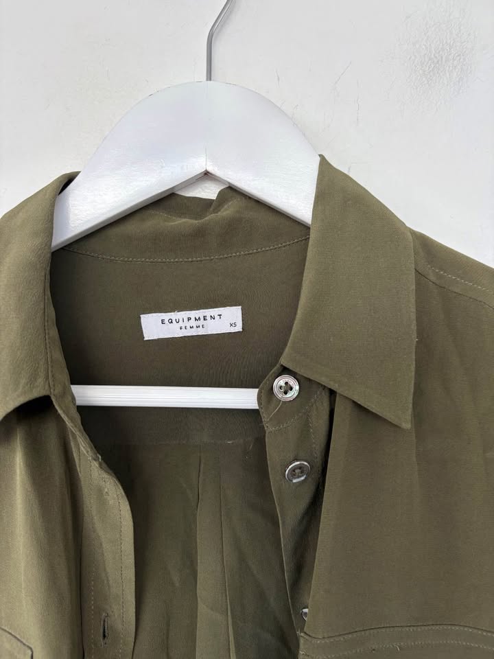 Equipment Shirt - size xs