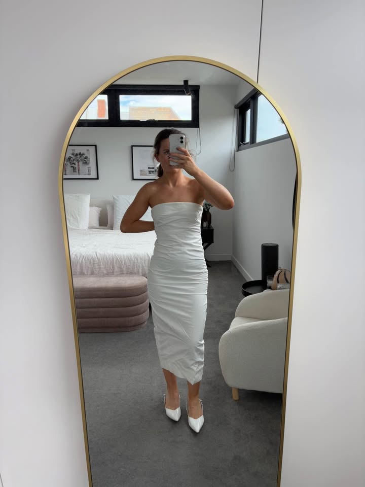 Henne Strapless Dress - size 8 BNWT