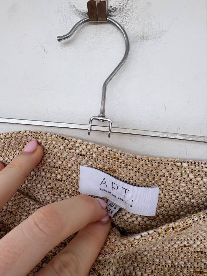 APT Shorts - size 8