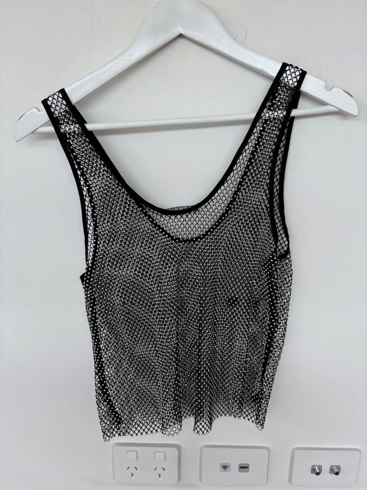 Remain Mesh Top - size small