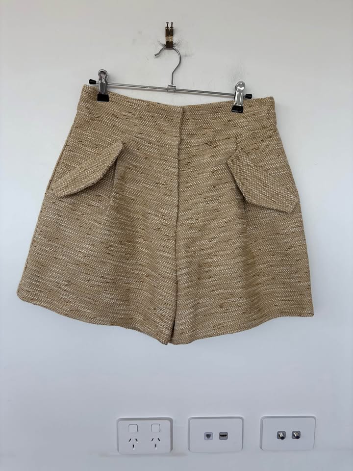 APT Shorts - size 8