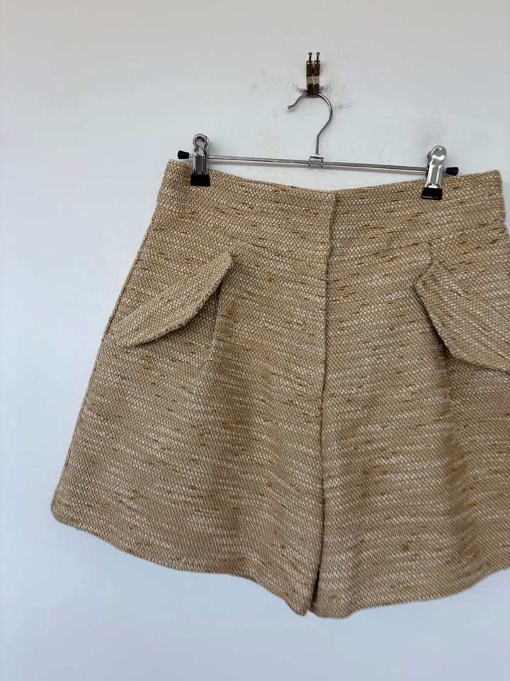 APT Shorts - size 8