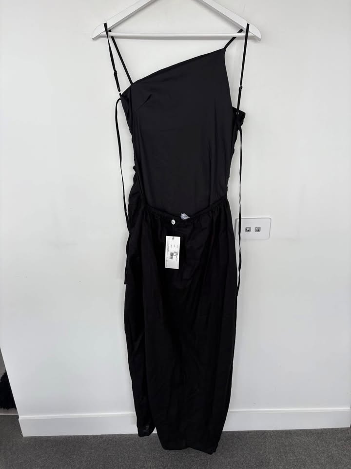 SNDYS Dress - size small BNWT