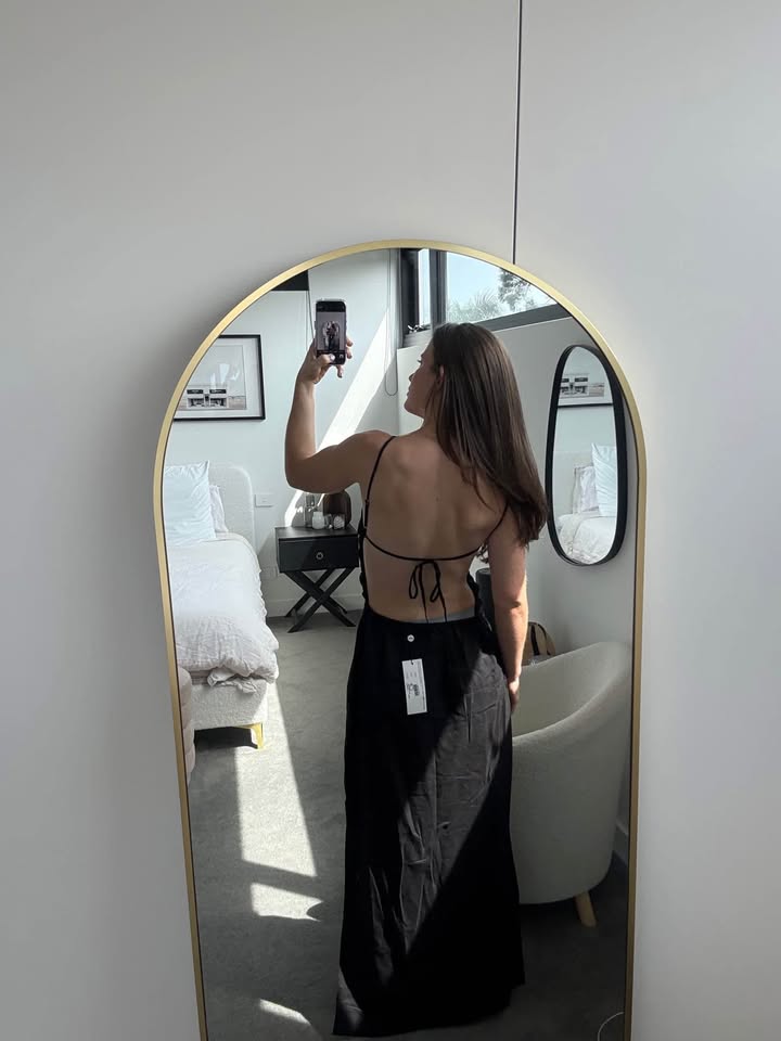 SNDYS Dress - size small BNWT