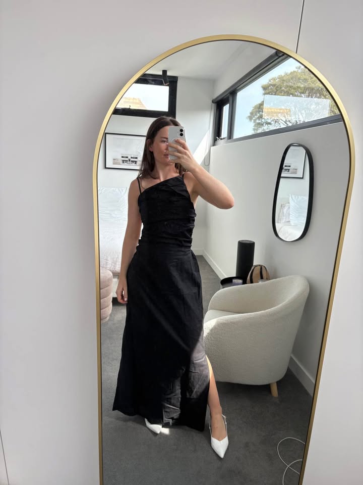 SNDYS Dress - size small BNWT