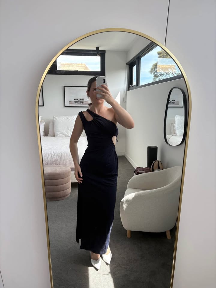 Scanlan Theodore Navy Dress - size 8