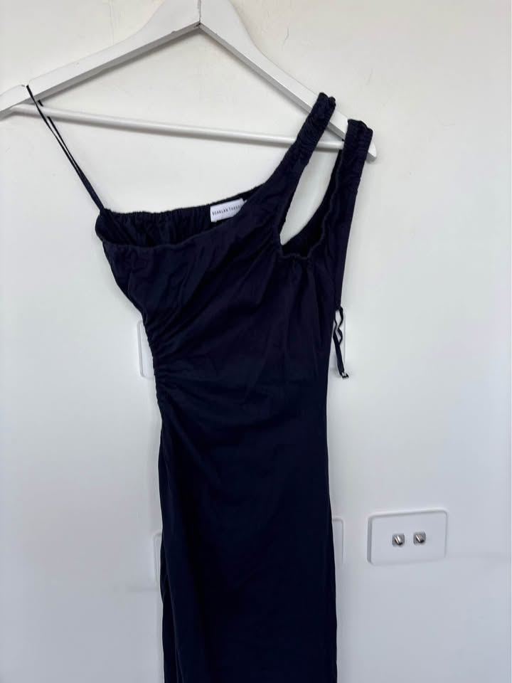 Scanlan Theodore Navy Dress - size 8