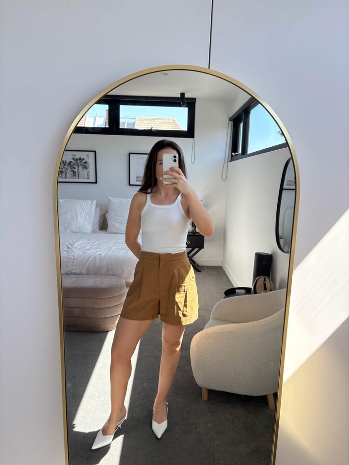 Vanessa Bruno Shorts - size 10