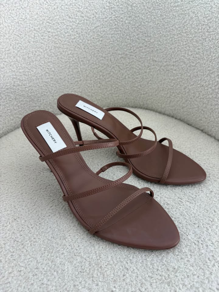 Witchery Heels - size 39
