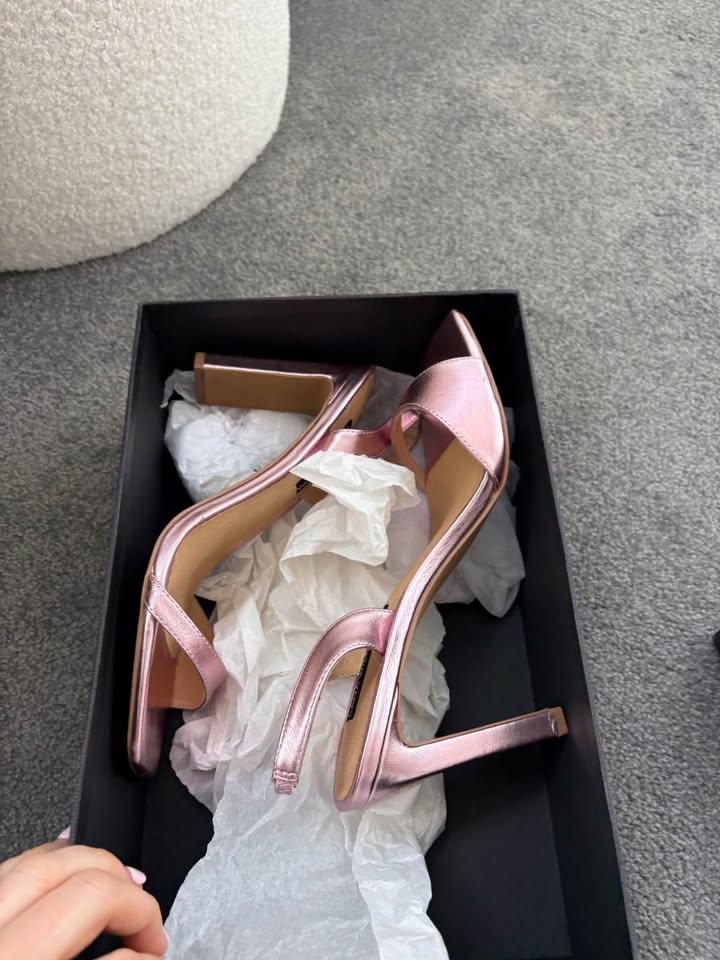 Lana Wilkinson Heels - size 40