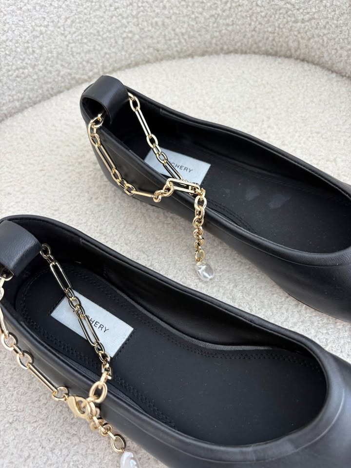 Witchery Flats - size 37