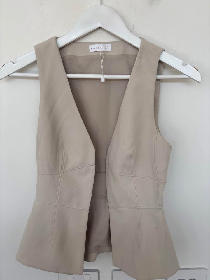 KOOKAI Top - size 6