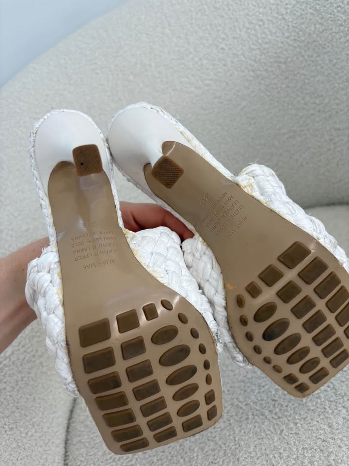 Alias Mae Heels - size 36