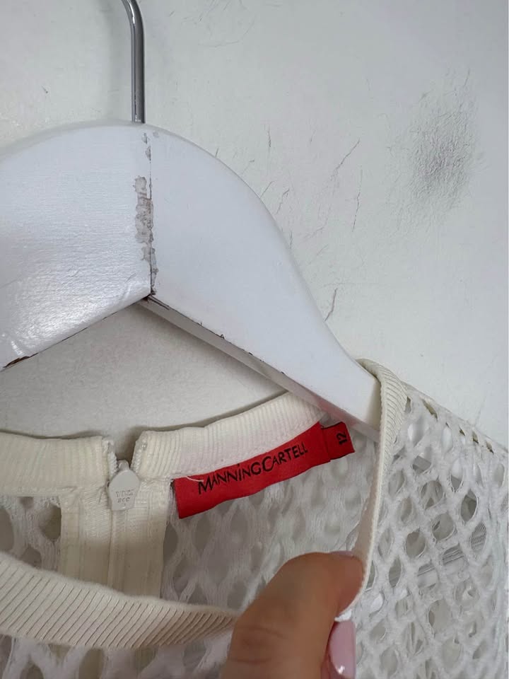 Manning Cartell Mesh Top - size 12