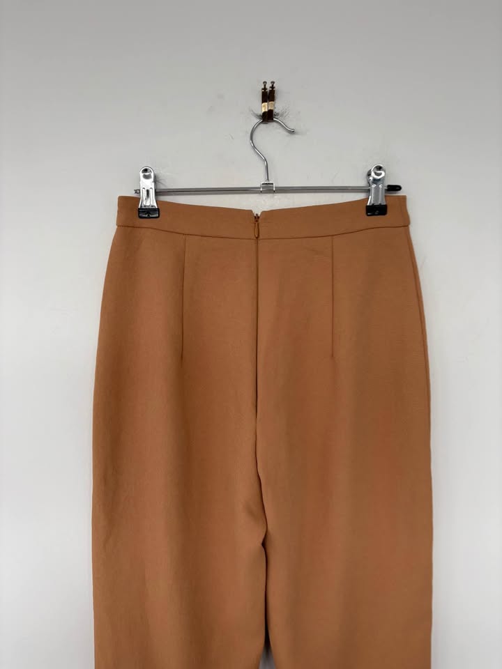 KOOKAI Pants - size 8