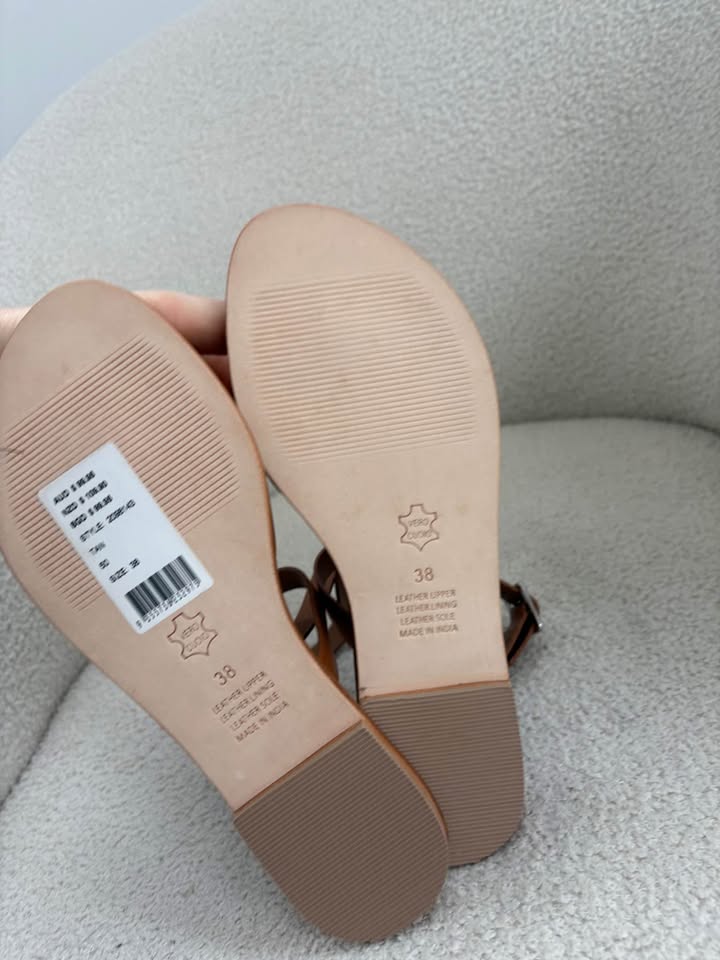 Seed Sandals - size 38 BRAND NEW