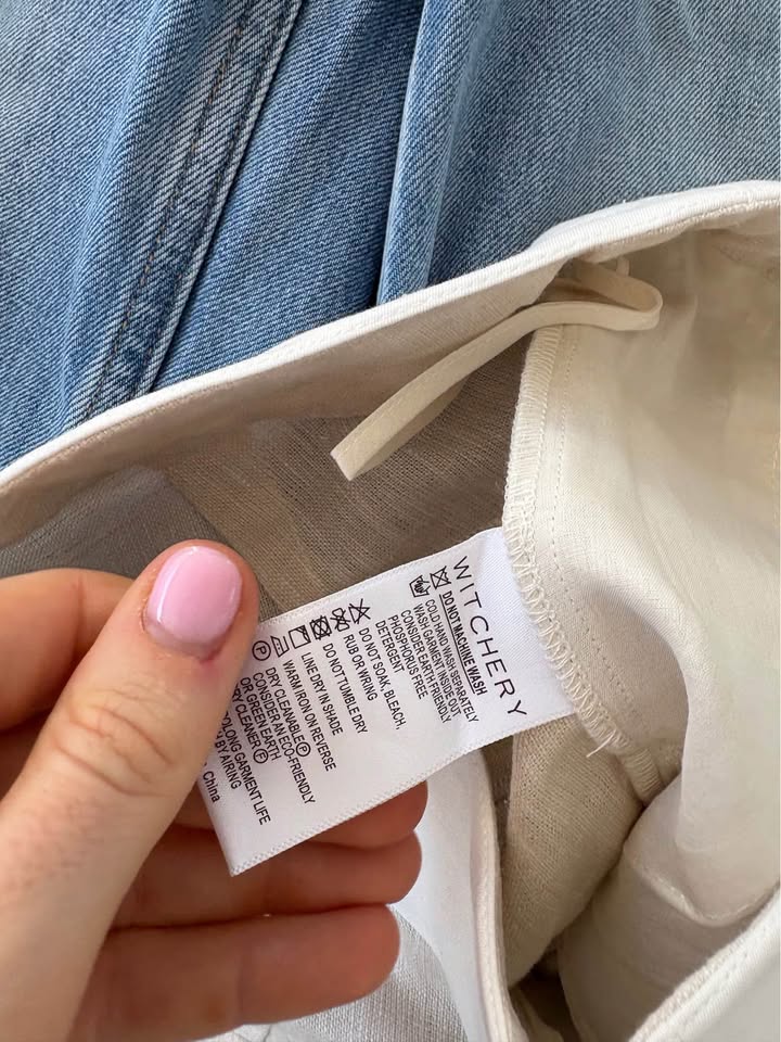 Witchery Shorts - size 6