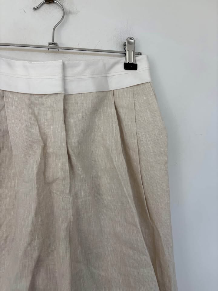 Witchery Shorts - size 6