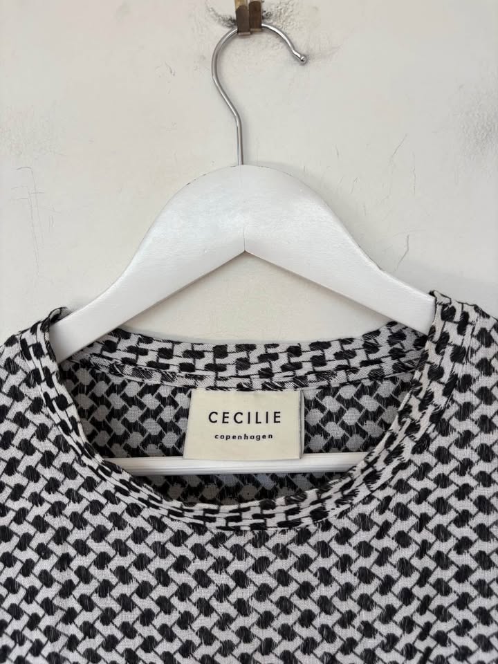 CECILIE Dress - size small