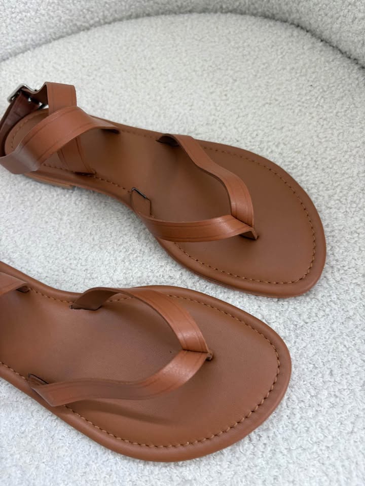 Seed Sandals - size 38 BRAND NEW