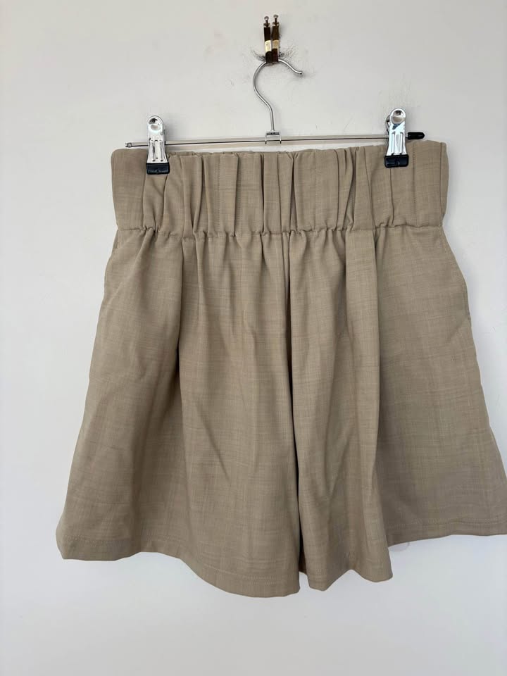 Yaneth Shorts - size small