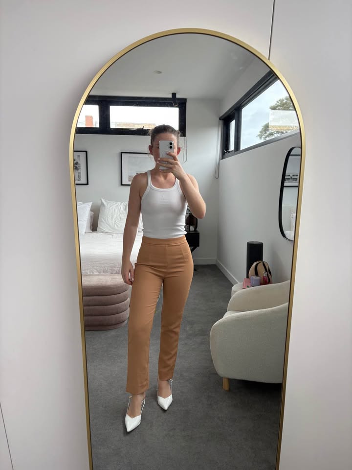 KOOKAI Pants - size 8