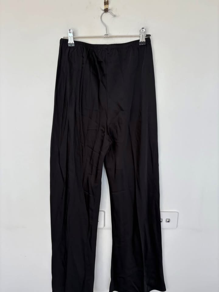 Witchery silky pants - size 4