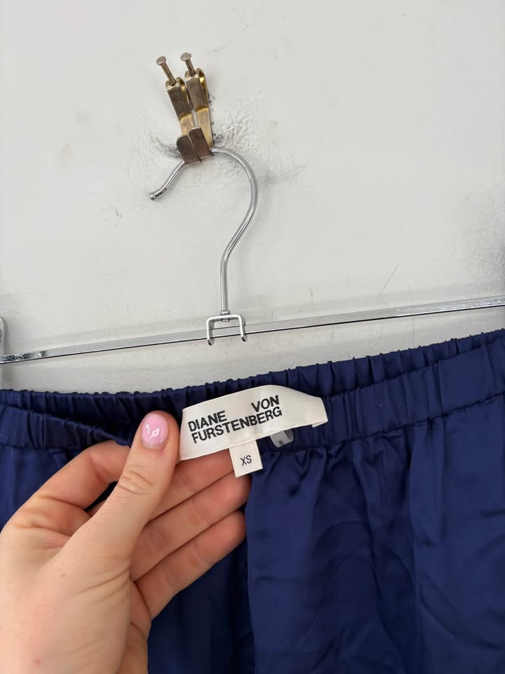 Diane Von Furstenberg Set - size xs