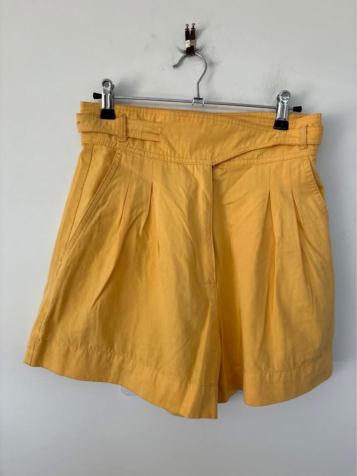 Rowie Shorts - size small