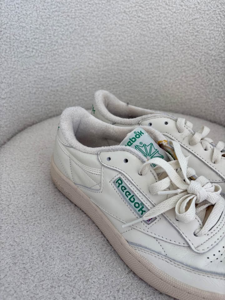 Reebok Club C Sneakers - size 39