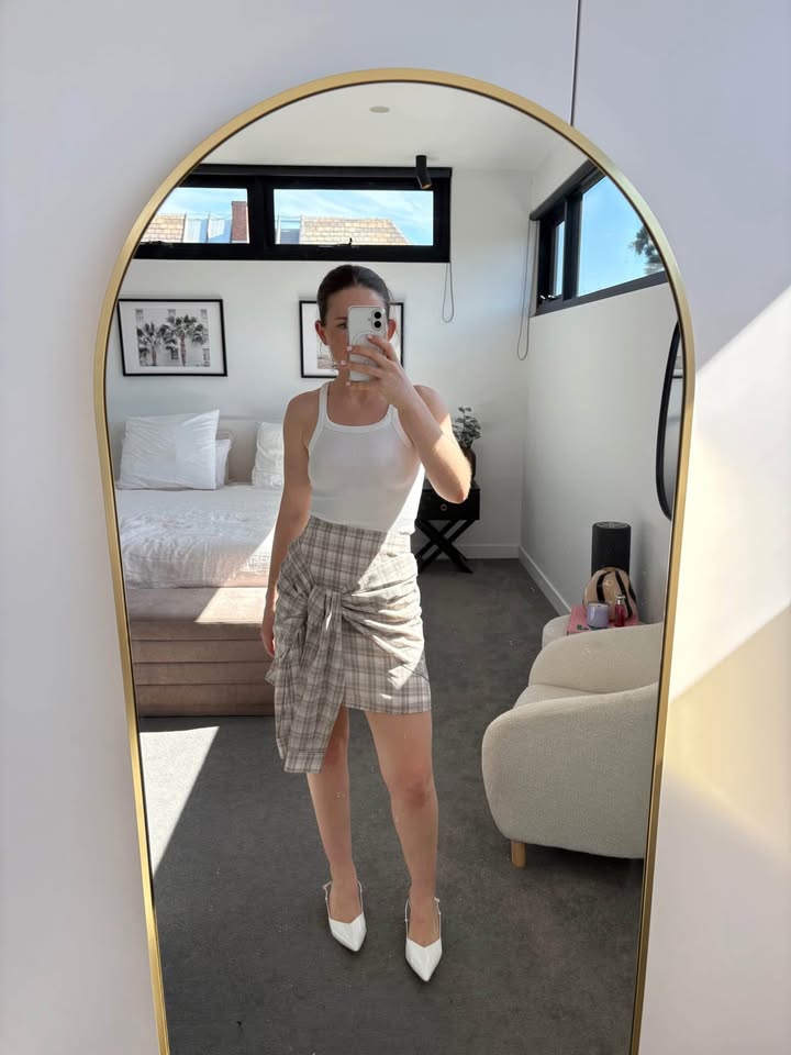 Yaneth Skirt - size 6