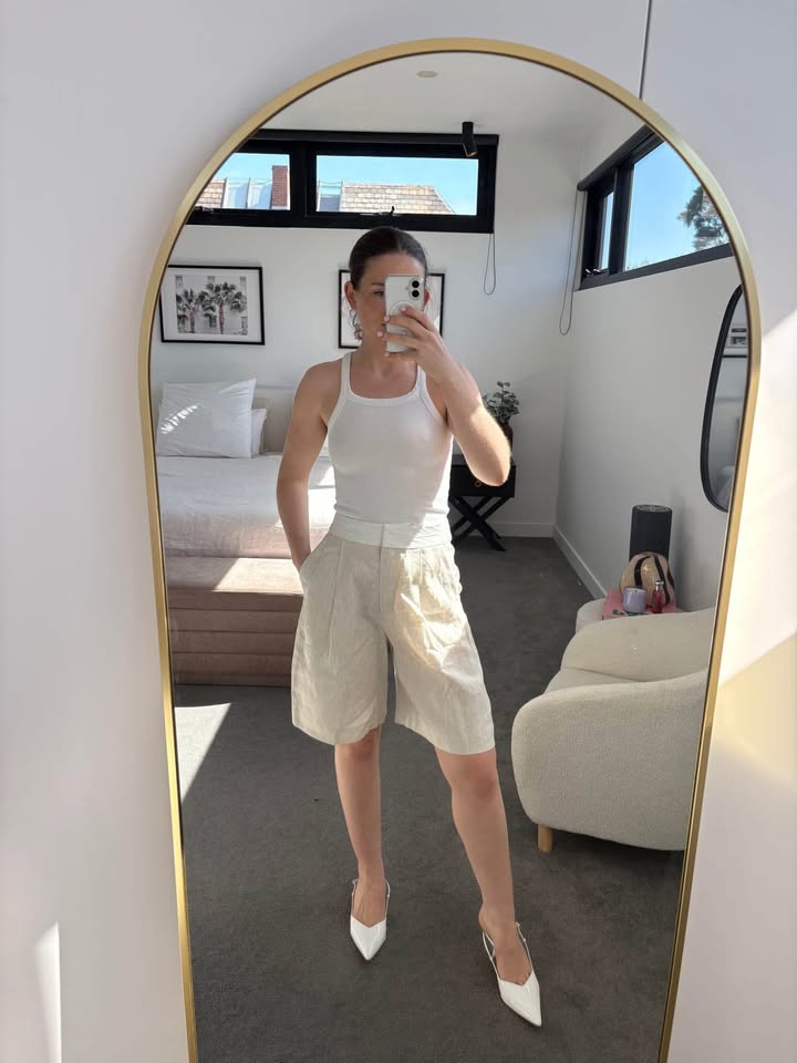 Witchery Shorts - size 6