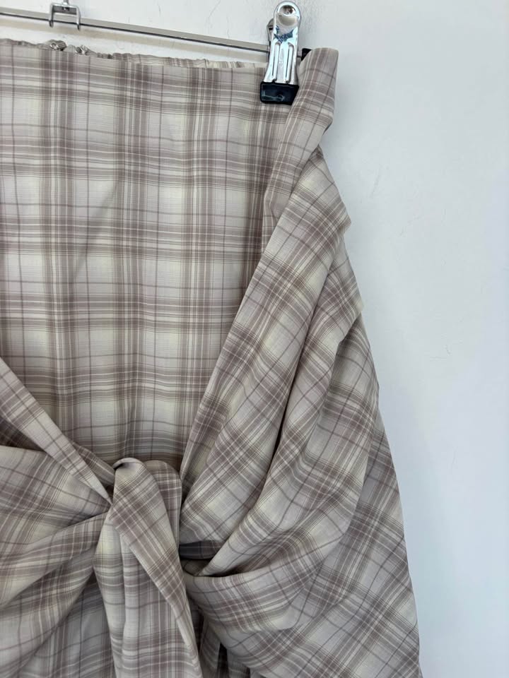 Yaneth Skirt - size 6