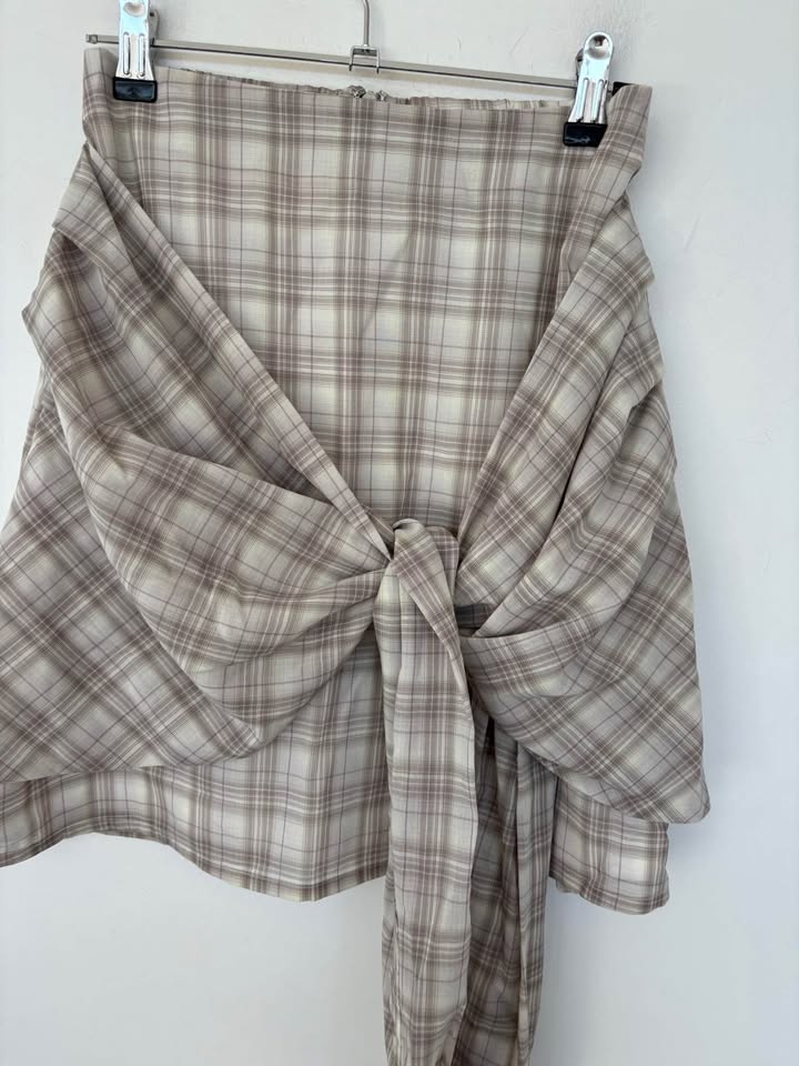 Yaneth Skirt - size 6