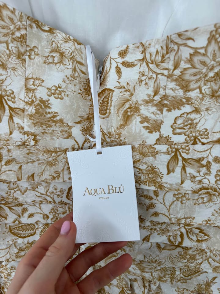 Aqua Blu Maxi - size small