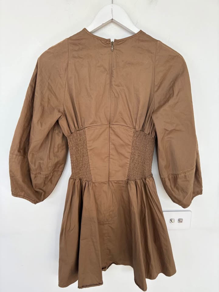 Camilla and Marc Mini - size 6