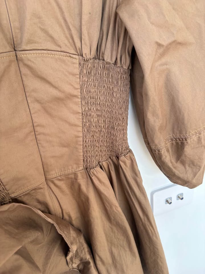 Camilla and Marc Mini - size 6