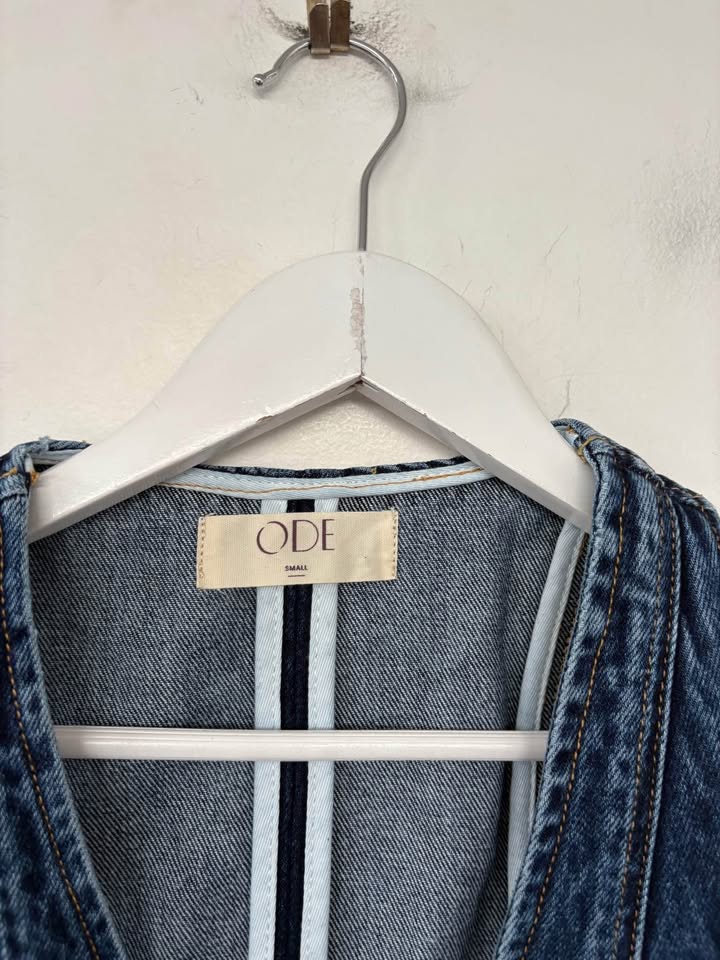 Ode Denim Vest - size small