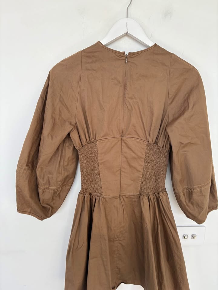 Camilla and Marc Mini - size 6
