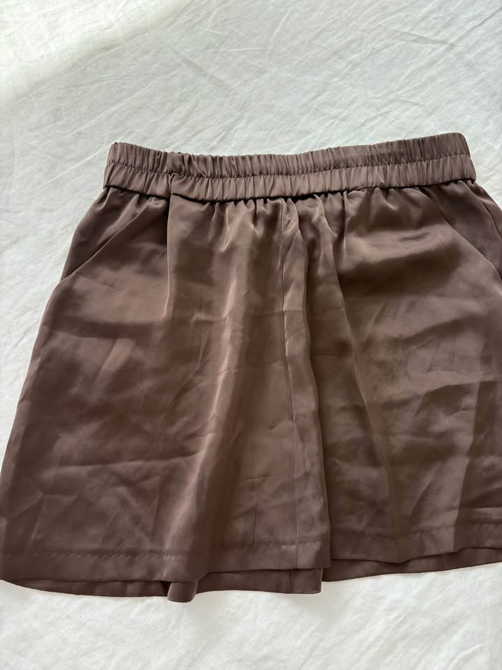 Viktoria and Woods Skirt - size 3