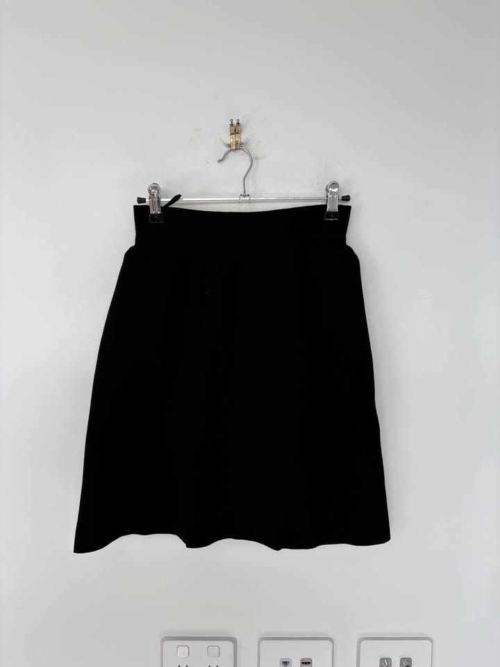 Scanlan Theodore Crepe Skirt - size medium