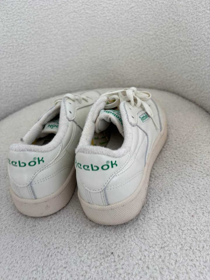 Reebok Club C Sneakers - size 39