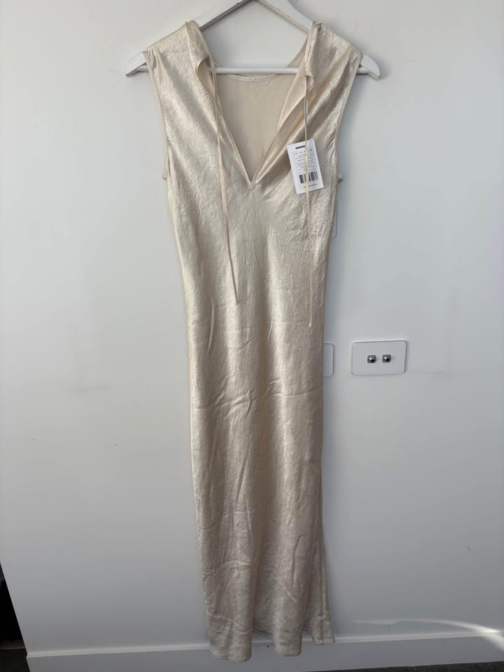 Third Form Dress - size 8