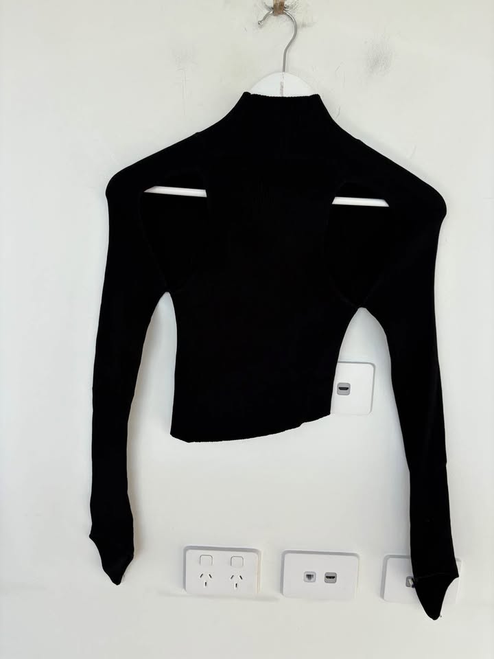 Hanwen Knit Top - size xs