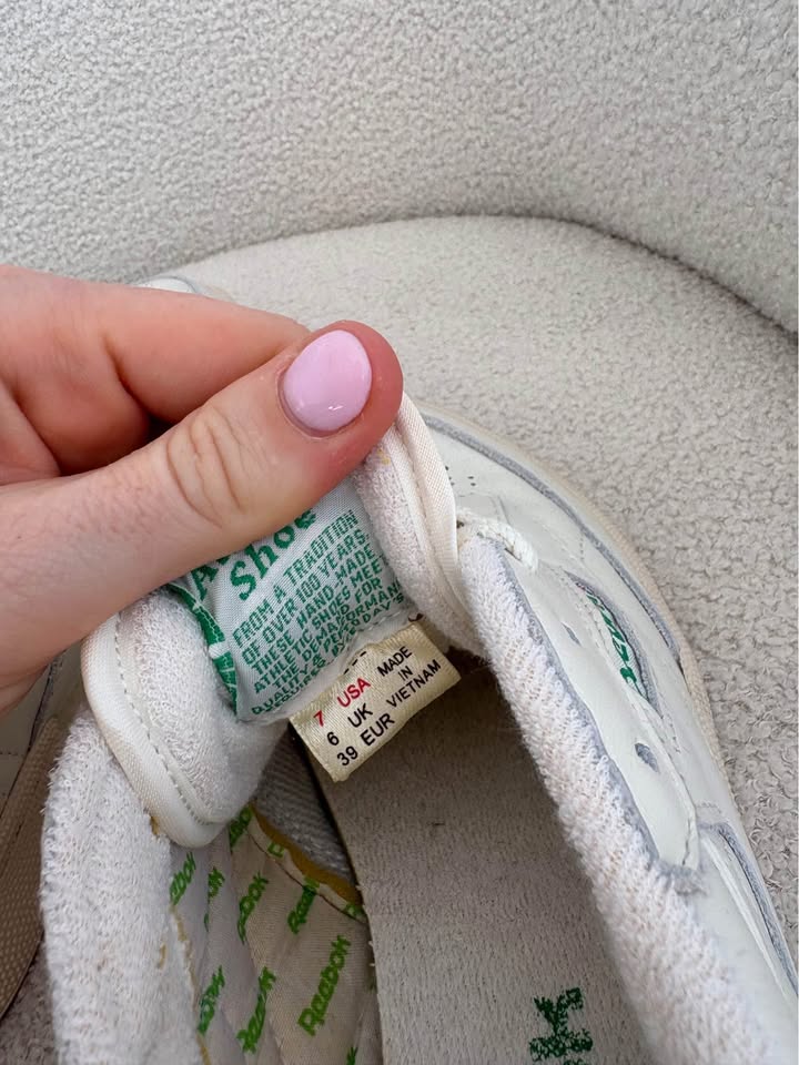 Reebok Club C Sneakers - size 39