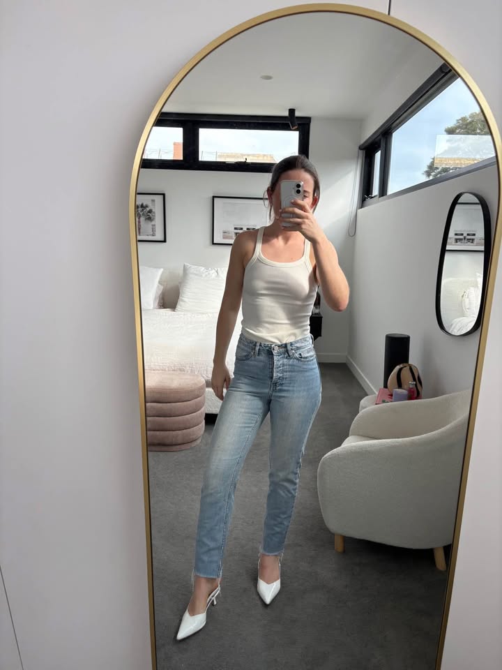Camilla And Marc - size 25